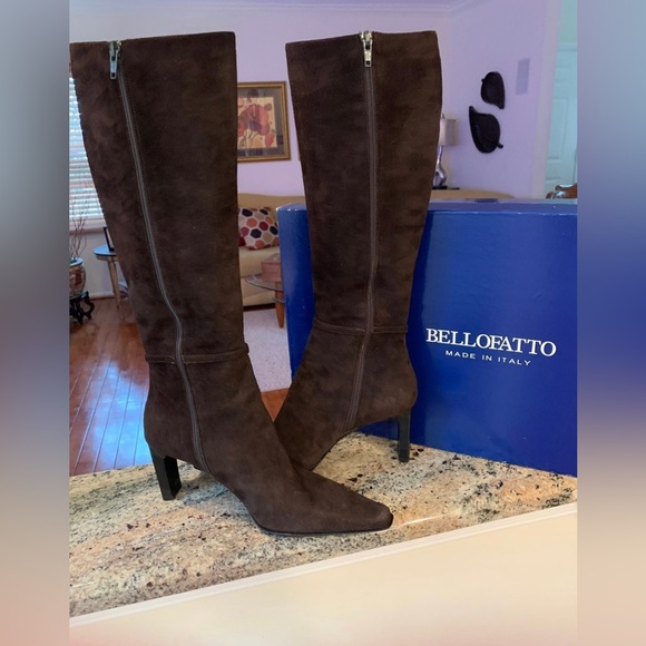 BELLOFATTO ~ Dark Chocolate Brown Suede Boots ~ Made in Italy - Picture 2 of 10
